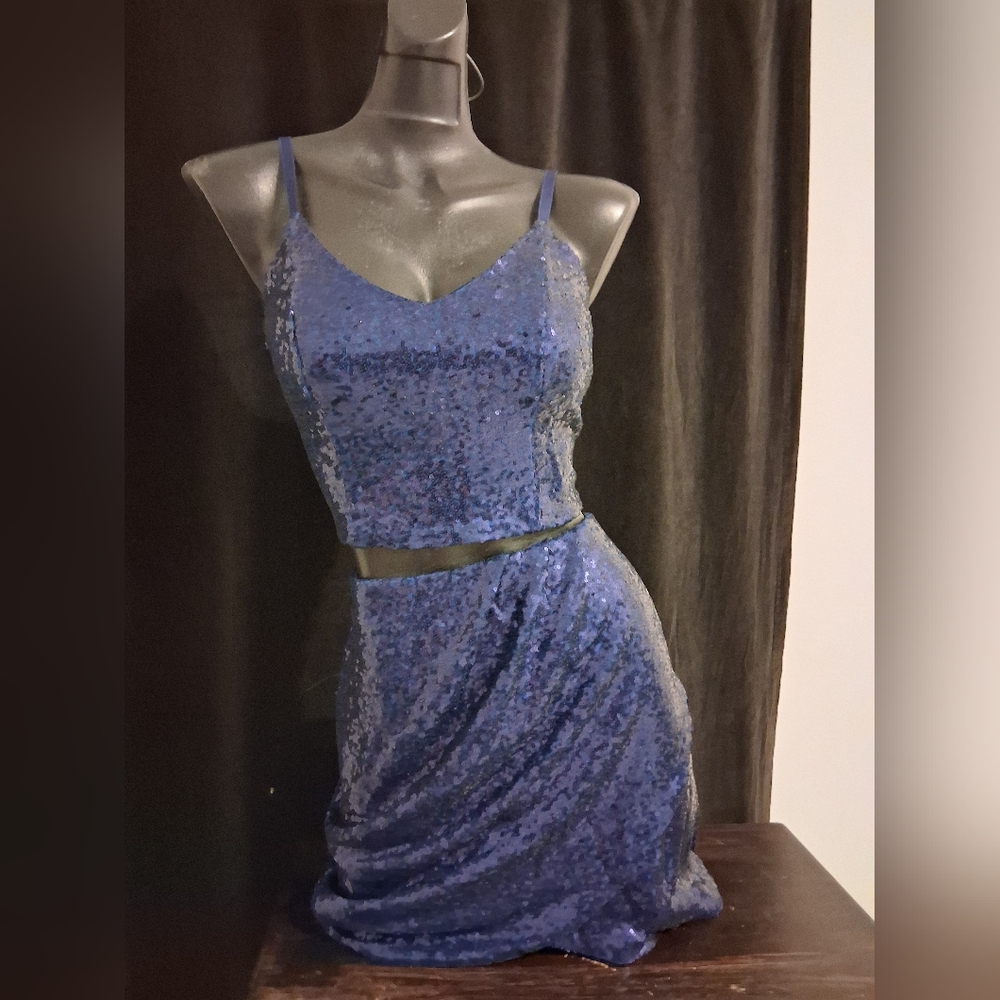Elegant Blue Sequin two piece set crop top and skirt